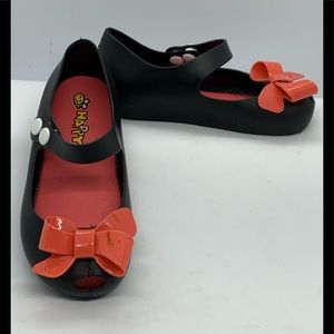 Happy Shoes Black with Pink Coral Bow sz 8